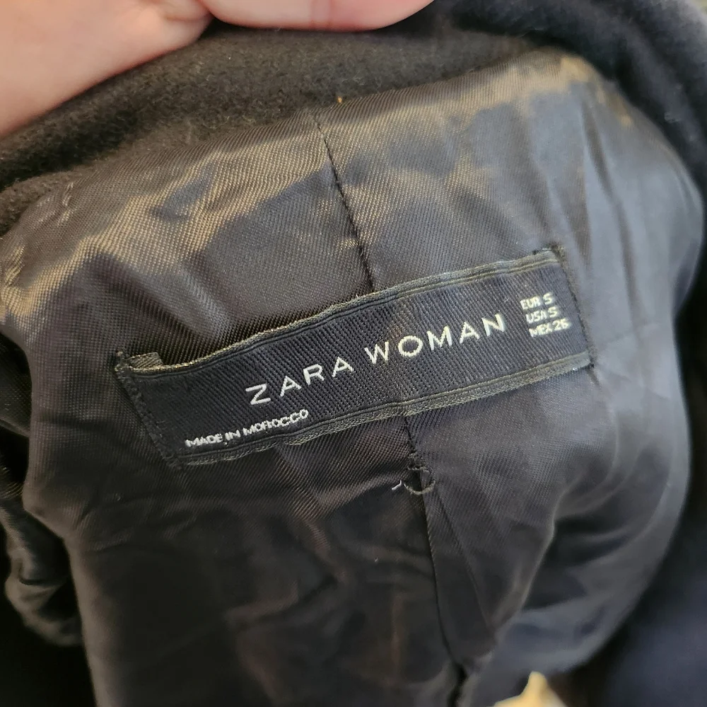 Zara coat size S